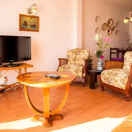 A06 - Seaview 1 Bed Апартаменты